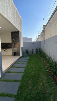 Imagem Casa com 3 Quartos à Venda, 141 m² em Tijucal - Cuiabá