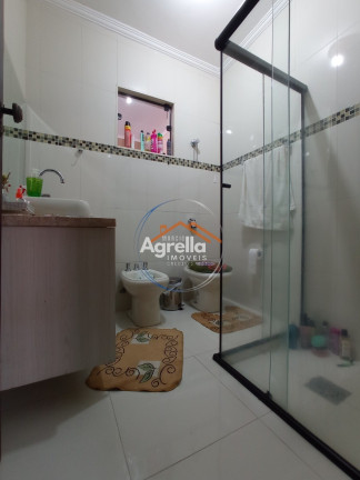 Imagem Casa com 4 Quartos à Venda, 188 m² em Vila Santa Luzia - Mogi Mirim Imagem Casa com 4 Quartos à Venda, 188 m² em Vila Santa Luzia - Mogi Mirim