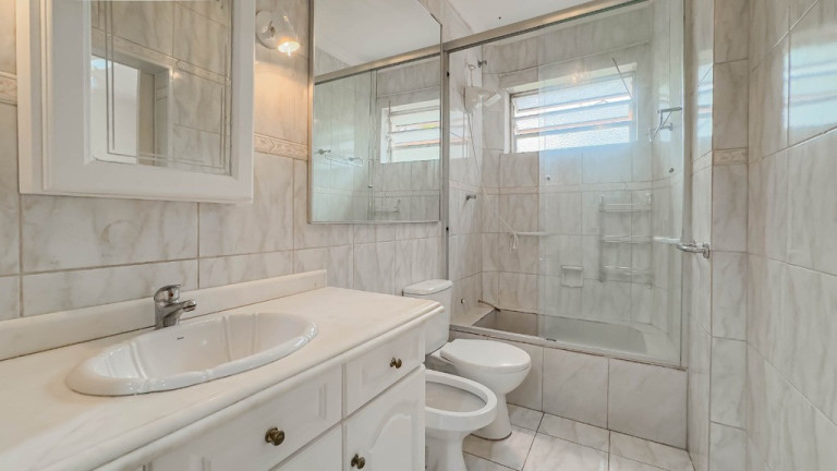 Imagem Apartamento com 3 Quartos à Venda, 101 m² em Cidade Baixa - Porto Alegre Imagem Apartamento com 3 Quartos à Venda, 101 m² em Cidade Baixa - Porto Alegre