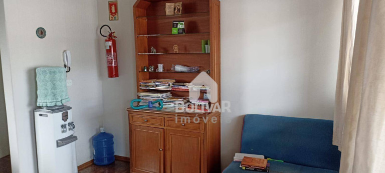 Imagem Casa com 5 Quartos à Venda, 250 m² em Setor Central - Itumbiara Imagem Casa com 5 Quartos à Venda, 250 m² em Setor Central - Itumbiara