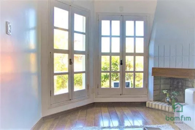Imagem Casa com 4 Quartos à Venda, 298 m² em Espírito Santo - Porto Alegre