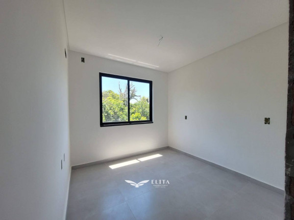 Imagem Sobrado com 3 Quartos à Venda, 113 m² em Quinta Dos Açorianos - Barra Velha
