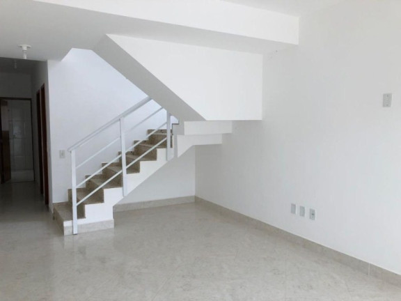 Imagem Casa com 4 Quartos à Venda, 115 m² em Vale Das Palmeiras - Macaé