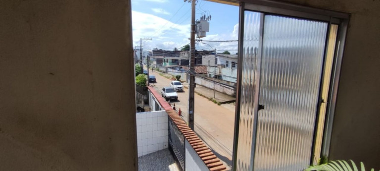 Imagem Casa com 5 Quartos à Venda, 700 m² em Cajazeiras V - Salvador Imagem Casa com 5 Quartos à Venda, 700 m² em Cajazeiras V - Salvador