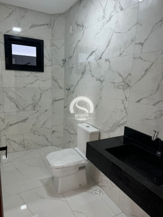 Imagem Casa com 4 Quartos à Venda, 214 m² Imagem Casa com 4 Quartos à Venda, 214 m²