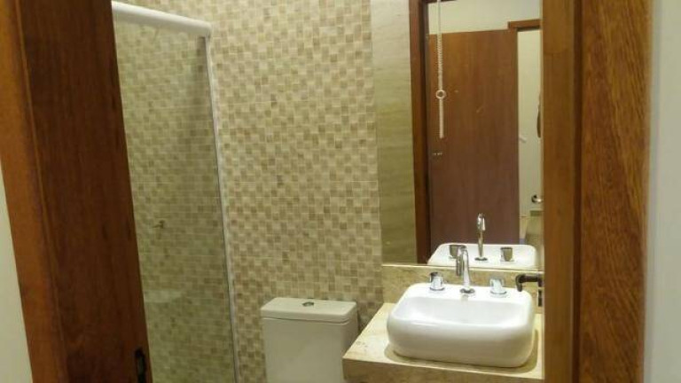 Imagem Casa de Condomínio com 3 Quartos à Venda, 200 m² em Iporanga - Sorocaba