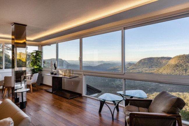 Imagem Cobertura com 4 Quartos à Venda, 291 m² em Jardim Bela Vista - Gramado