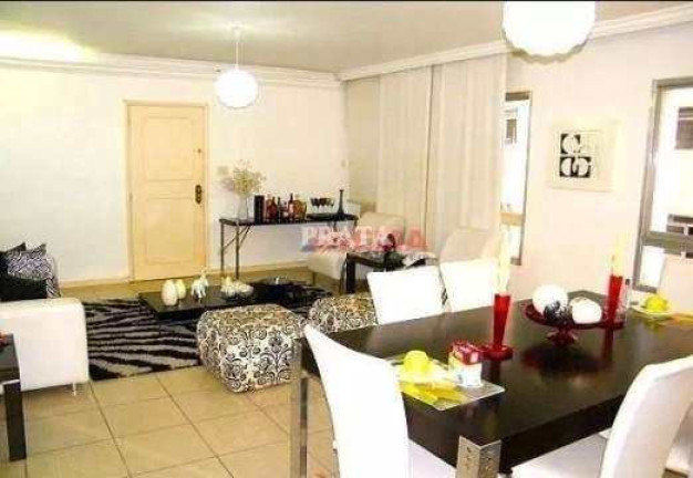 Apartamento com 3 Quartos à Venda, 124 m² em Gonzaga - Santos