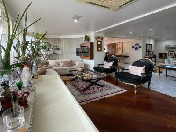 Imagem Imóvel com 4 Quartos à Venda, 321 m² em Horto Florestal - Salvador Imagem Imóvel com 4 Quartos à Venda, 321 m² em Horto Florestal - Salvador