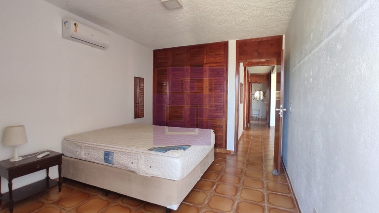 Imagem Sobrado com 3 Quartos para Alugar, 375 m² em Enseada - Guarujá