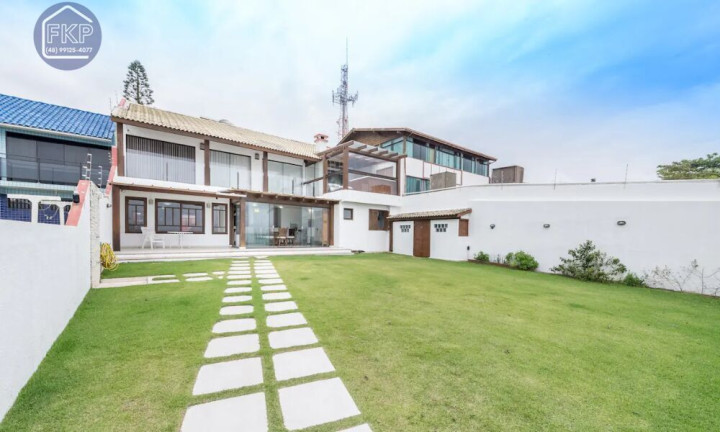 Imagem Casa com 4 Quartos à Venda, 254 m² em Ingleses Do Rio Vermelho - Florianópolis