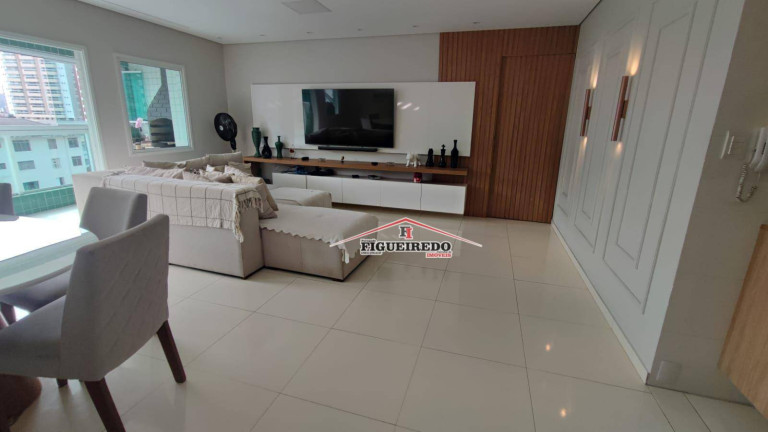 Imagem Apartamento com 4 Quartos à Venda, 156 m² em Canto Do Forte - Praia Grande