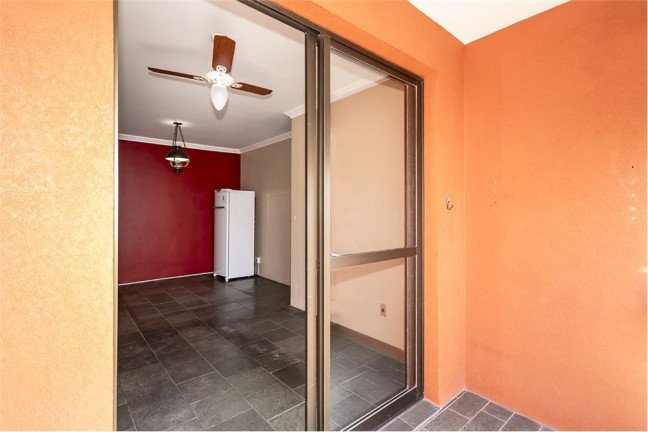 Imagem Imóvel com 3 Quartos à Venda, em Chácara Das Pedras - Porto Alegre Imagem Imóvel com 3 Quartos à Venda, em Chácara Das Pedras - Porto Alegre