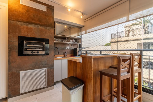 Imagem Apartamento com 3 Quartos à Venda, 95 m² em Pacaembu - São Paulo