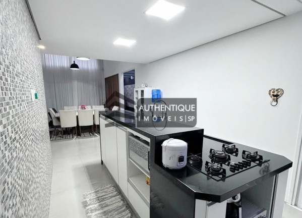 Imagem Casa de Condomínio com 3 Quartos à Venda, 260 m² em Parque Residencial Itapeti - Mogi Das Cruzes Imagem Casa de Condomínio com 3 Quartos à Venda, 260 m² em Parque Residencial Itapeti - Mogi Das Cruzes