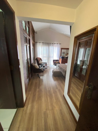 Imagem Sobrado com 3 Quartos à Venda, 330 m² em Colina Do Sol - Pelotas