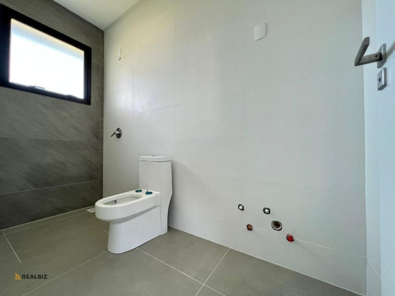 Imagem Casa com 3 Quartos à Venda, 360 m² em Palmas - Governador Celso Ramos