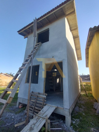 Imóvel com 2 Quartos à Venda,  em Ressacada - Garopaba
