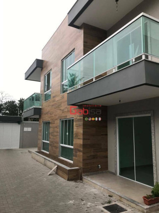 Casa com 4 Quartos à Venda, 140 m² em Palmeiras - Cabo Frio