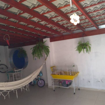 Imagem Sobrado com 3 Quartos à Venda, 100 m² em Vila Areao - Taubaté