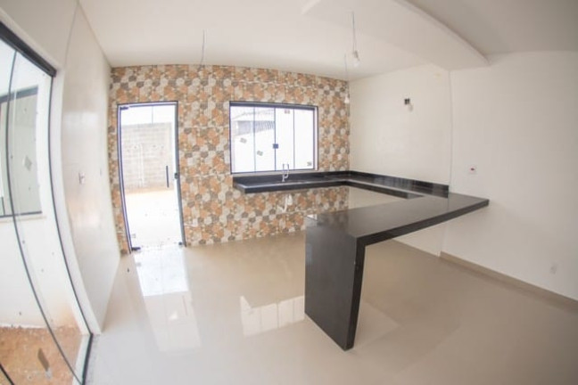 Imagem Sobrado com 3 Quartos à Venda, 178 m² em Piracangaguá (chácara Flórida) - Taubaté Imagem Sobrado com 3 Quartos à Venda, 178 m² em Piracangaguá (chácara Flórida) - Taubaté
