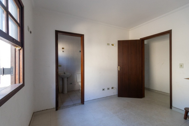 Imagem Casa com 6 Quartos à Venda, 450 m² em Guarapiranga - São Paulo Imagem Casa com 6 Quartos à Venda, 450 m² em Guarapiranga - São Paulo