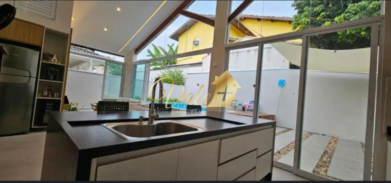 Imagem Casa com 3 Quartos à Venda, 175 m² em Loteamento Villa Branca - Jacareí Imagem Casa com 3 Quartos à Venda, 175 m² em Loteamento Villa Branca - Jacareí