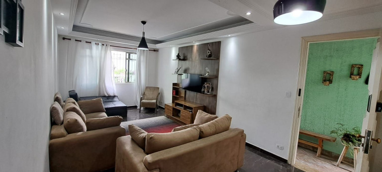 Imóvel com 6 Quartos à Venda, 235 m² em Piqueri - São Paulo