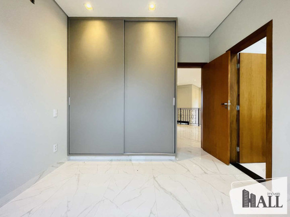 Imagem Casa com 3 Quartos à Venda, 364 m² em Centro - Bady Bassitt Imagem Casa com 3 Quartos à Venda, 364 m² em Centro - Bady Bassitt