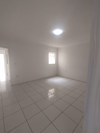 Imagem Casa com 3 Quartos à Venda, 209 m² em Jardim Rubi - Mogi Das Cruzes