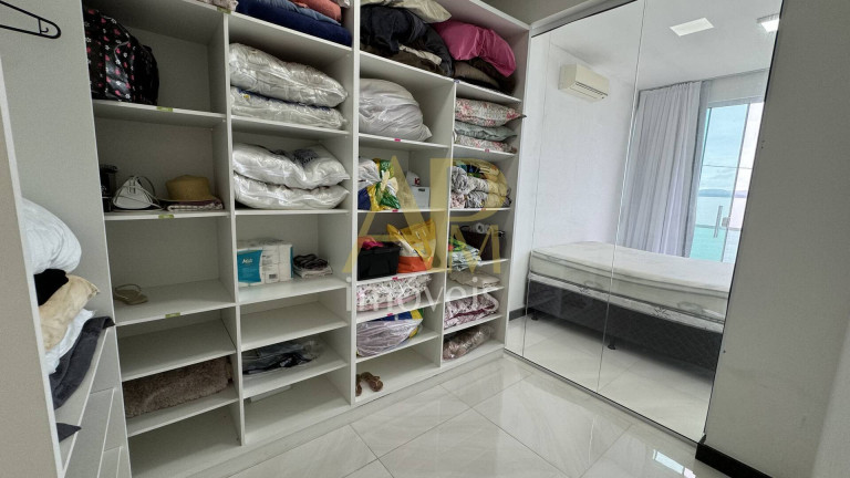 Imagem Casa com 3 Quartos à Venda, 320 m² em São Miguel (guaporanga) - Biguaçu Imagem Casa com 3 Quartos à Venda, 320 m² em São Miguel (guaporanga) - Biguaçu