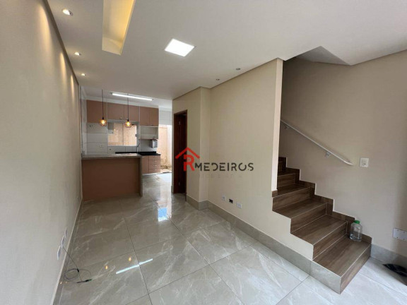 Sobrado com 2 Quartos à Venda, 65 m² em Canto Do Forte - Praia Grande