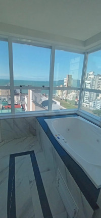 Imagem Apartamento com 4 Quartos à Venda, 254 m² em Meia Praia - Itapema
