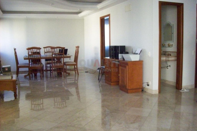 Imagem Apartamento com 4 Quartos para Alugar, 240 m² em Moema - São Paulo Imagem Apartamento com 4 Quartos para Alugar, 240 m² em Moema - São Paulo