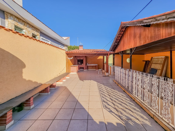 Casa com 3 Quartos à Venda, 241 m² em Vila Guilhermina - São Paulo