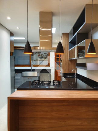 Imagem Casa de Condomínio com 3 Quartos à Venda, 320 m² em Alphaville - Santana De Parnaíba Imagem Casa de Condomínio com 3 Quartos à Venda, 320 m² em Alphaville - Santana De Parnaíba