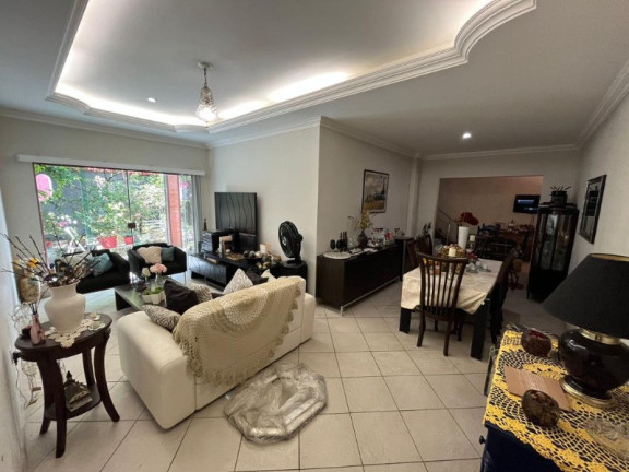 Imagem Casa com 6 Quartos à Venda, 449 m² em Adrianópolis - Manaus Ok