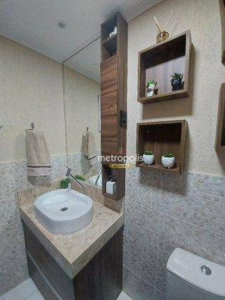 Imagem Sobrado com 2 Quartos à Venda, 114 m² em Vila Humaitá - Santo André