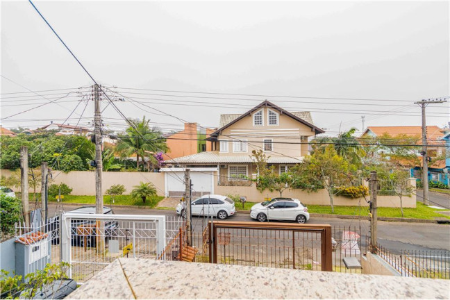 Imagem Casa à Venda, em Guarujá - Porto Alegre Imagem Casa à Venda, em Guarujá - Porto Alegre