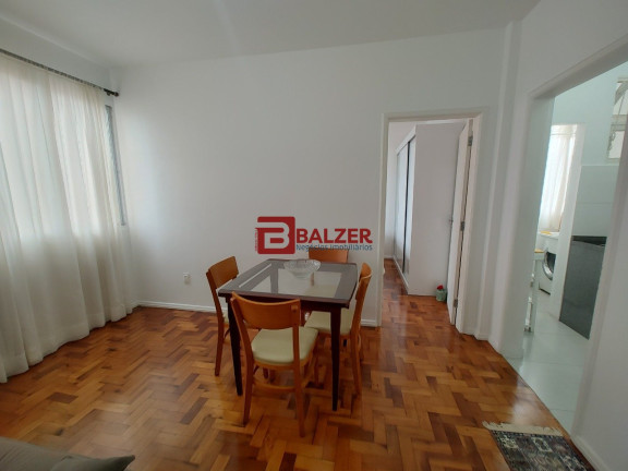 Imagem Apartamento com 1 Quarto à Venda, 50 m² em Centro - Florianópolis Imagem Apartamento com 1 Quarto à Venda, 50 m² em Centro - Florianópolis