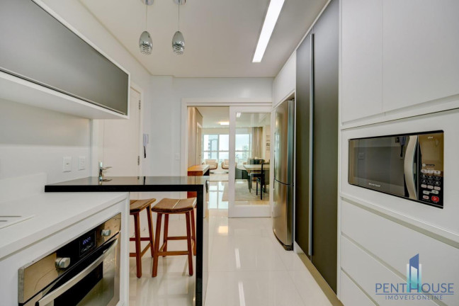 Imagem Apartamento com 4 Quartos à Venda, 180 m² em Centro - Balneário Camboriú Imagem Apartamento com 4 Quartos à Venda, 180 m² em Centro - Balneário Camboriú