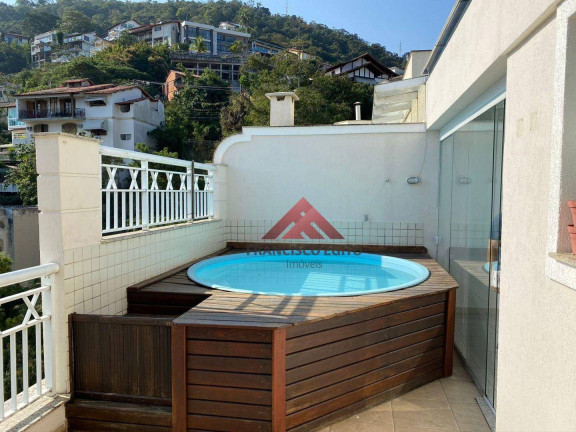 Cobertura com 3 Quartos à Venda, 216 m² em São Francisco - Niterói