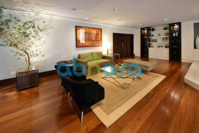 Imagem Apartamento com 4 Quartos à Venda, 600 m² em Copacabana - Rio De Janeiro Imagem Apartamento com 4 Quartos à Venda, 600 m² em Copacabana - Rio De Janeiro