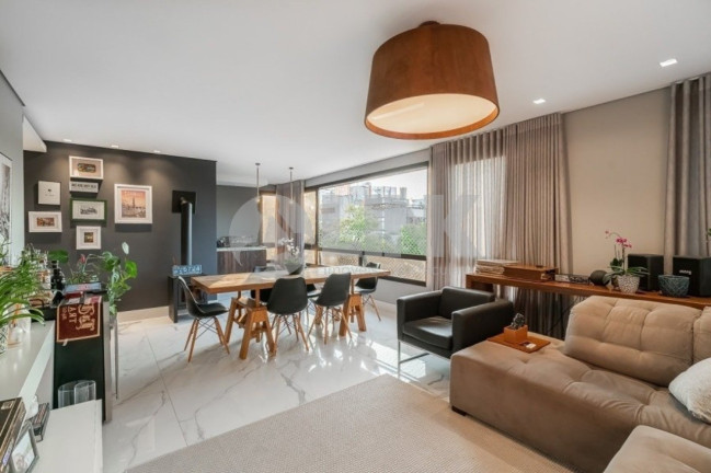 Apartamento com 3 Quartos à Venda, 139 m² em Auxiliadora - Porto Alegre