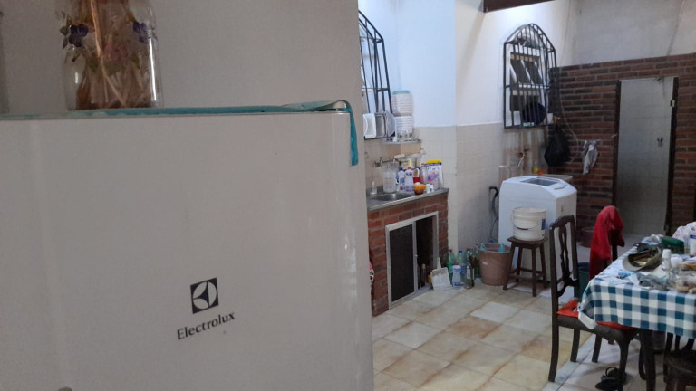 Imagem Casa com 2 Quartos à Venda, 600 m² em Centro - Maricá Imagem Casa com 2 Quartos à Venda, 600 m² em Centro - Maricá