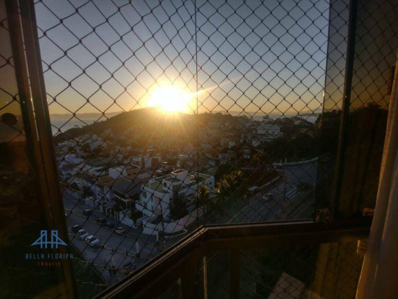 Imagem Cobertura com 3 Quartos à Venda, 225 m² em João Paulo - Florianópolis