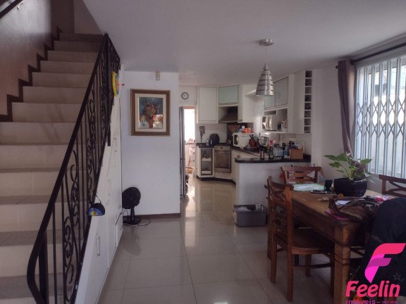 Casa com 2 Quartos à Venda, 93 m² em Campeche - Florianópolis