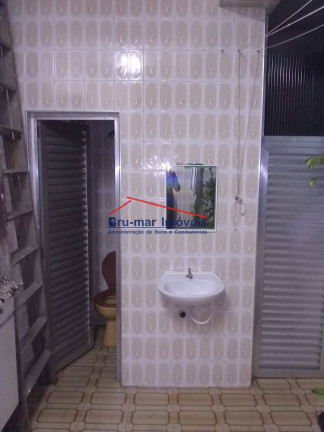 Imagem Casa com 3 Quartos à Venda, 130 m² em Marapé - Santos