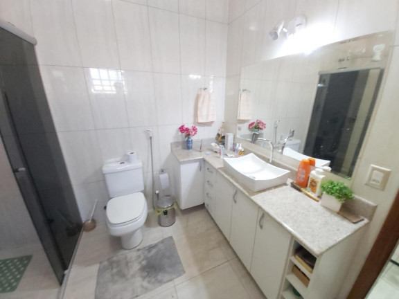 Imagem Casa com 4 Quartos à Venda, 360 m² em Guará I - Brasília Imagem Casa com 4 Quartos à Venda, 360 m² em Guará I - Brasília