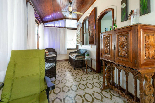 Imagem Casa com 2 Quartos à Venda, 150 m² em Itaipu - Niterói Imagem Casa com 2 Quartos à Venda, 150 m² em Itaipu - Niterói
